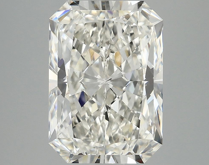 4.06 Carat Radiant Shaped Ideal Cut VVS2 IGI Certified Lab Grown Diamond