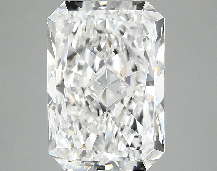 4.02 Carat Radiant Shaped Ideal Cut VVS2 IGI Certified Lab Grown Diamond