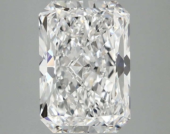 3.05 Carat Radiant Shaped Ideal Cut VS1 IGI Certified Lab Grown Diamond