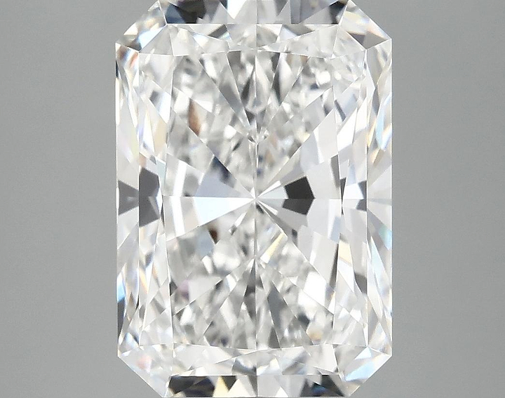 4.96 Carat Radiant Shaped Ideal Cut VVS2 IGI Certified Lab Grown Diamond