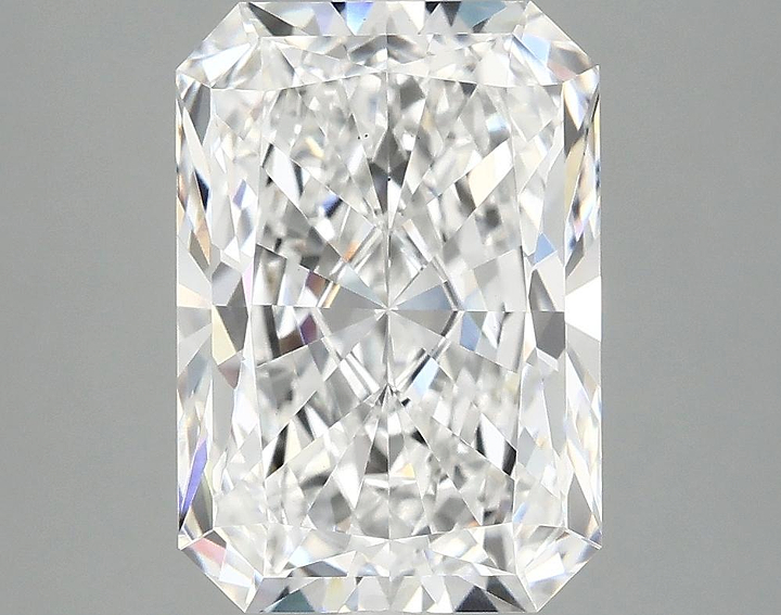 4.19 Carat Radiant Shaped Ideal Cut VS1 IGI Certified Lab Grown Diamond