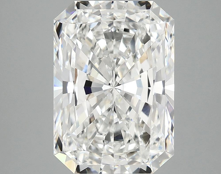 3.87 Carat Radiant Shaped Ideal Cut VVS2 IGI Certified Lab Grown Diamond