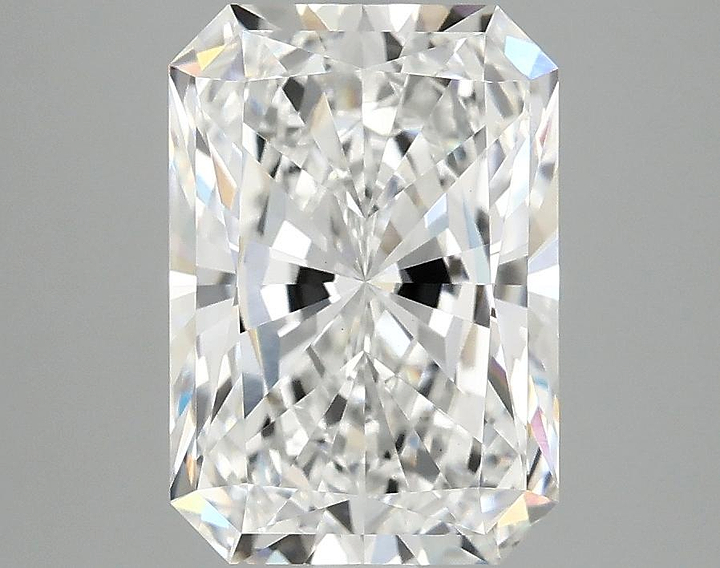 3.07 Carat Radiant Shaped Ideal Cut VS1 IGI Certified Lab Grown Diamond