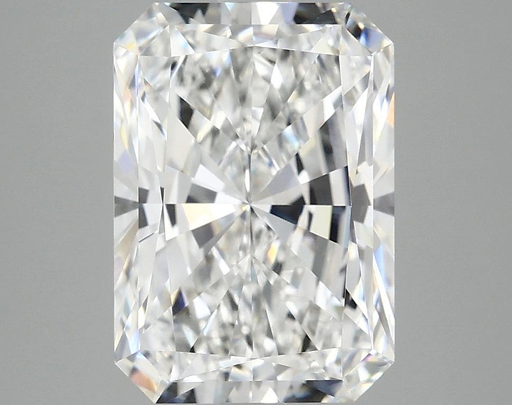 4.04 Carat Radiant Shaped Ideal Cut VVS2 IGI Certified Lab Grown Diamond