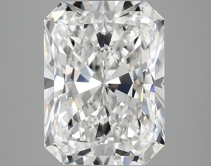 4.09 Carat Radiant Shaped Excellent Cut VVS2 IGI Certified Lab Grown Diamond