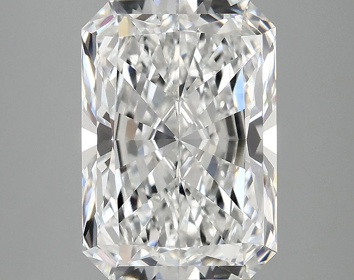 4.08 Carat Radiant Shaped Ideal Cut VVS2 IGI Certified Lab Grown Diamond