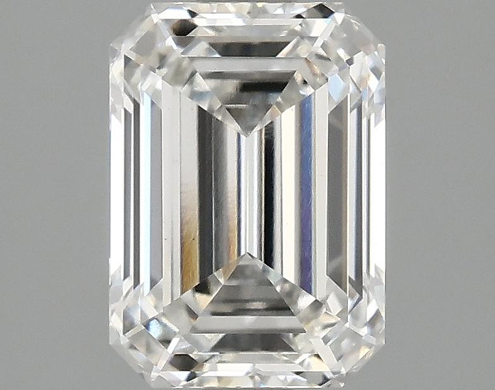 2.07 Carat Emerald Shaped Ideal Cut VS1 IGI Certified Lab Grown Diamond