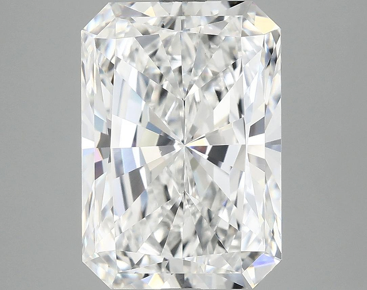 4.99 Carat Radiant Shaped Ideal Cut VVS2 IGI Certified Lab Grown Diamond