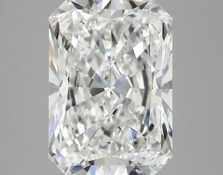 3.08 Carat Radiant Shaped Ideal Cut VS1 IGI Certified Lab Grown Diamond