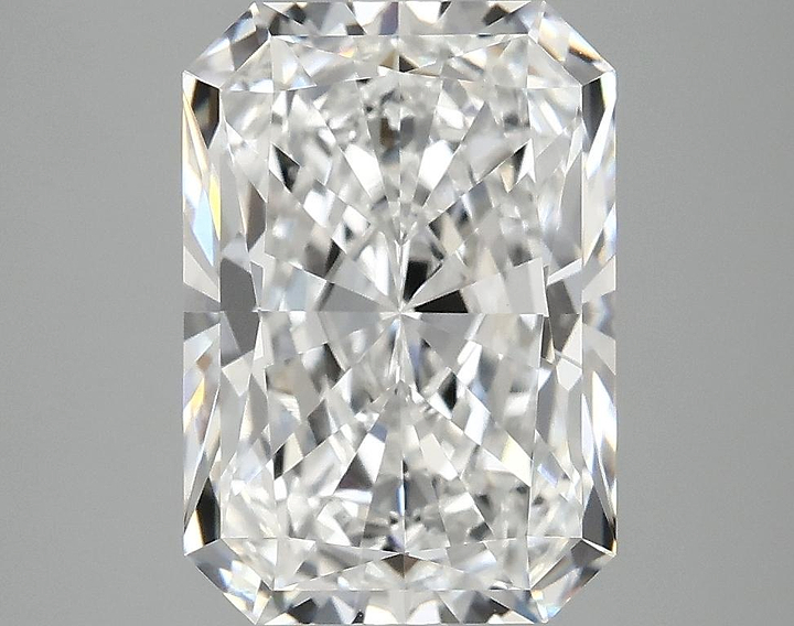 4.03 Carat Radiant Shaped Ideal Cut VVS2 IGI Certified Lab Grown Diamond
