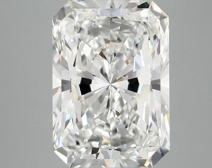 4.07 Carat Radiant Shaped Ideal Cut VVS2 IGI Certified Lab Grown Diamond