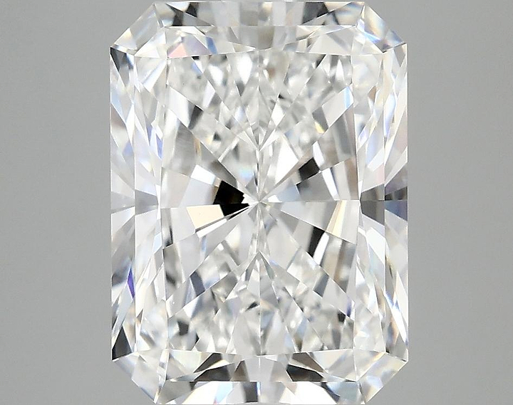 4.06 Carat Radiant Shaped Excellent Cut VVS2 IGI Certified Lab Grown Diamond