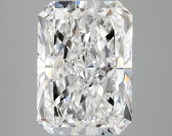 4.05 Carat Radiant Shaped Ideal Cut VVS2 IGI Certified Lab Grown Diamond