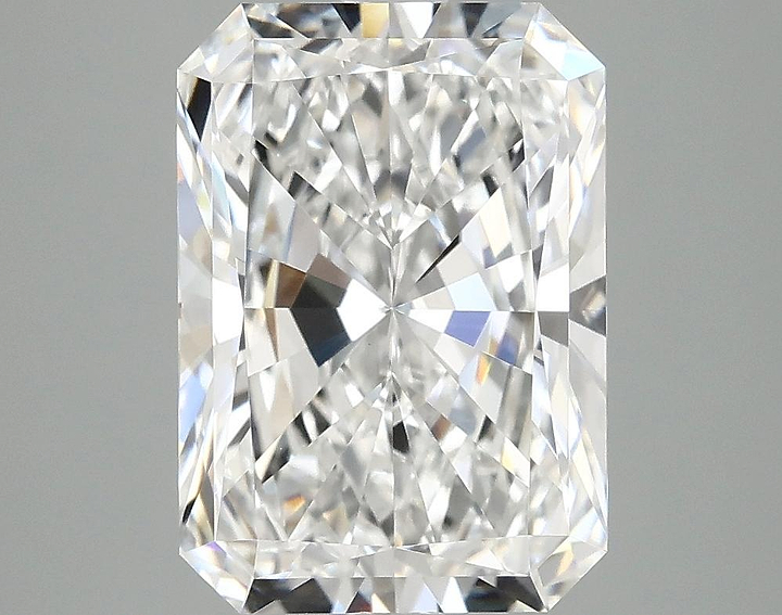 4.08 Carat Radiant Shaped Ideal Cut VVS2 IGI Certified Lab Grown Diamond