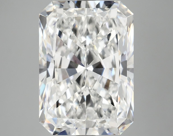 8.42 Carat Radiant Shaped Ideal Cut VVS2 IGI Certified Lab Grown Diamond