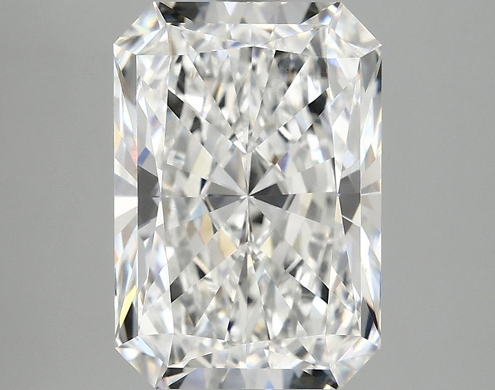 4.19 Carat Radiant Shaped Ideal Cut VS1 IGI Certified Lab Grown Diamond