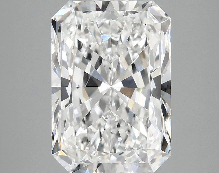 4.08 Carat Radiant Shaped Ideal Cut VVS2 IGI Certified Lab Grown Diamond