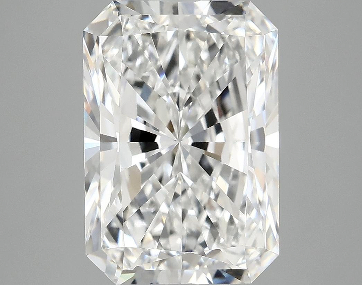 4.03 Carat Radiant Shaped Ideal Cut VVS2 IGI Certified Lab Grown Diamond