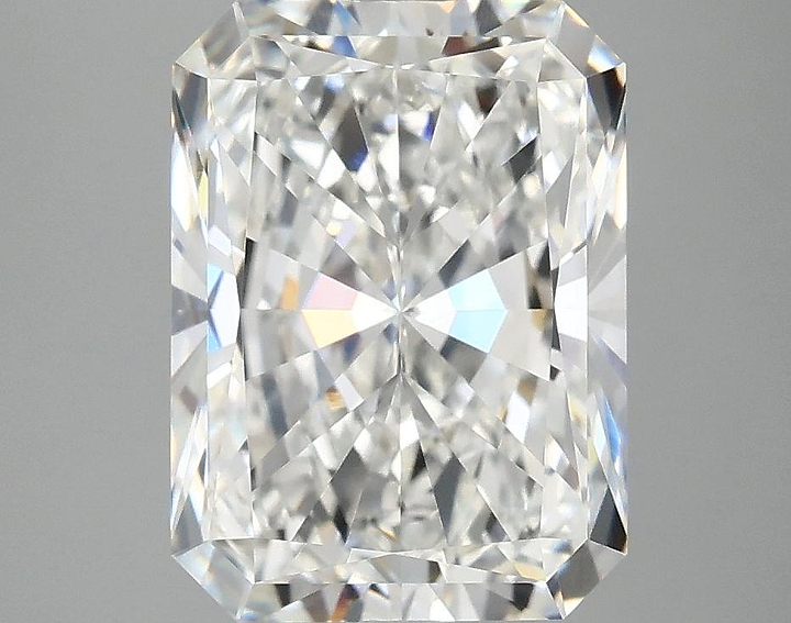 4.07 Carat Radiant Shaped Excellent Cut VVS2 IGI Certified Lab Grown Diamond