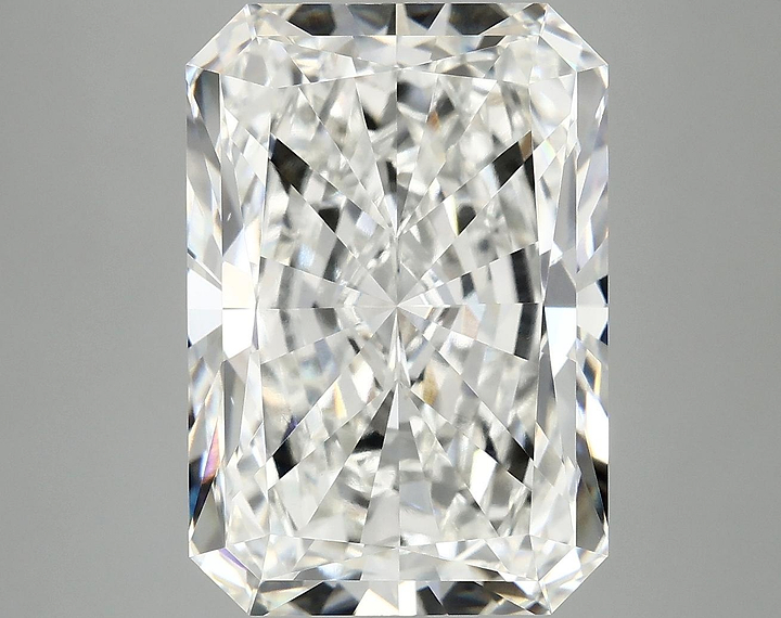 10.0 Carat Radiant Shaped Ideal Cut VVS2 IGI Certified Lab Grown Diamond