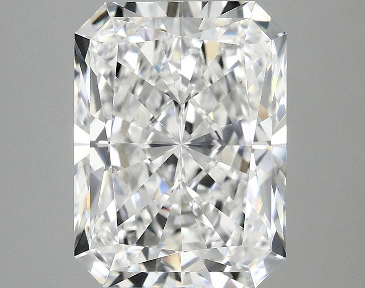 3.96 Carat Radiant Shaped Excellent Cut VVS2 IGI Certified Lab Grown Diamond
