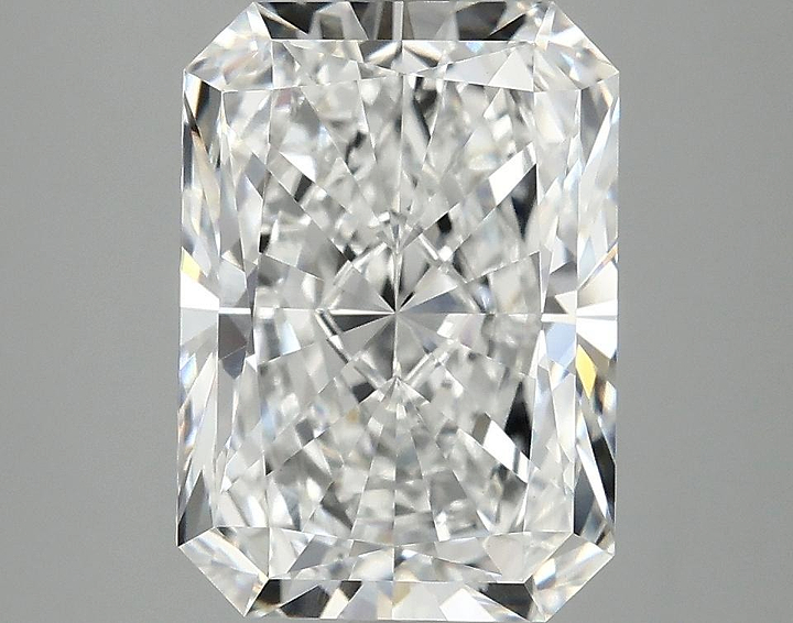 4.02 Carat Radiant Shaped Ideal Cut VVS2 IGI Certified Lab Grown Diamond