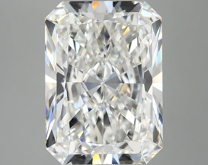 4.09 Carat Radiant Shaped Excellent Cut VVS2 IGI Certified Lab Grown Diamond