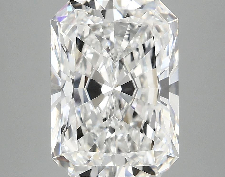 4.02 Carat Radiant Shaped Excellent Cut VS1 IGI Certified Lab Grown Diamond