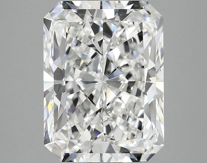 3.03 Carat Radiant Shaped Excellent Cut VVS2 IGI Certified Lab Grown Diamond
