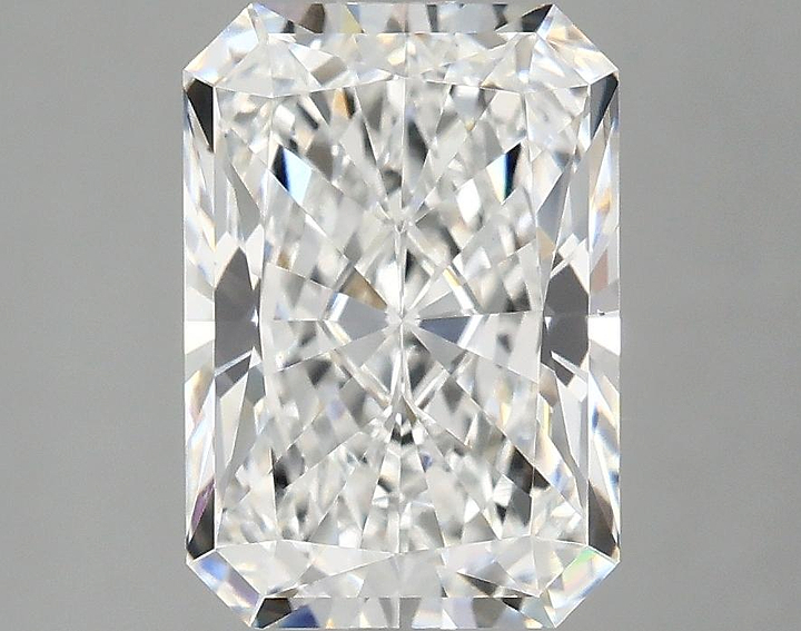 3.05 Carat Radiant Shaped Ideal Cut VS1 IGI Certified Lab Grown Diamond