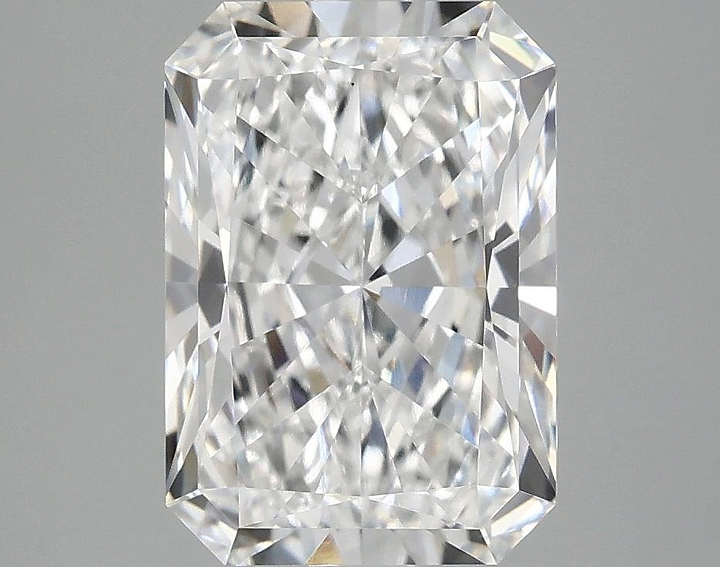 3.05 Carat Radiant Shaped Ideal Cut VS1 IGI Certified Lab Grown Diamond