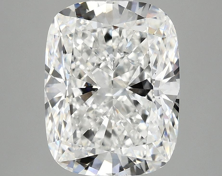 4.1 Carat Cushion Shaped Excellent Cut VS1 IGI Certified Lab Grown Diamond