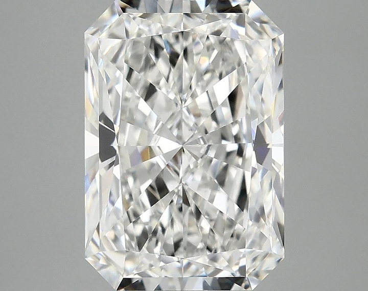 3.96 Carat Radiant Shaped Ideal Cut VS1 IGI Certified Lab Grown Diamond