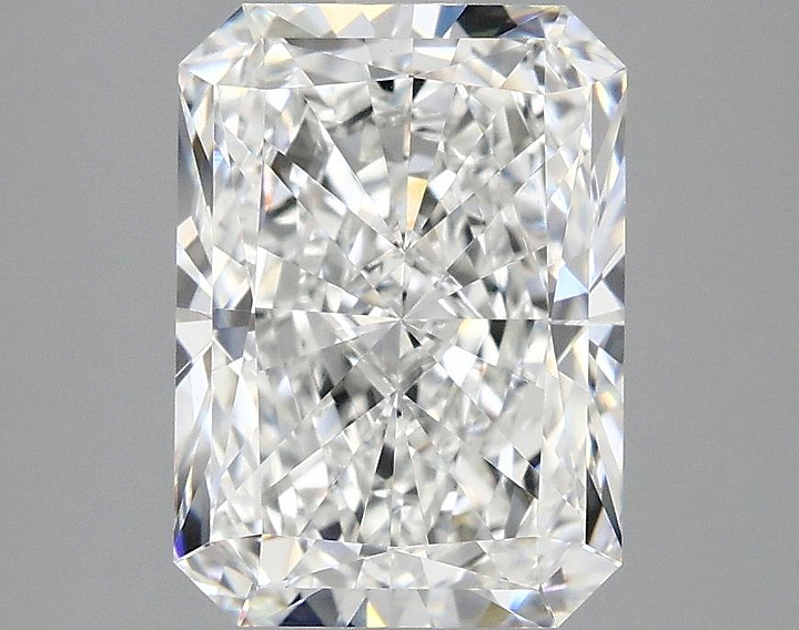 3.03 Carat Radiant Shaped Excellent Cut VVS2 IGI Certified Lab Grown Diamond