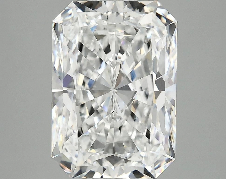 4.05 Carat Radiant Shaped Ideal Cut VVS2 IGI Certified Lab Grown Diamond