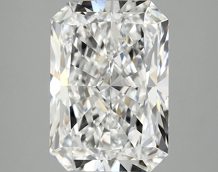4.02 Carat Radiant Shaped Ideal Cut VS2 IGI Certified Lab Grown Diamond