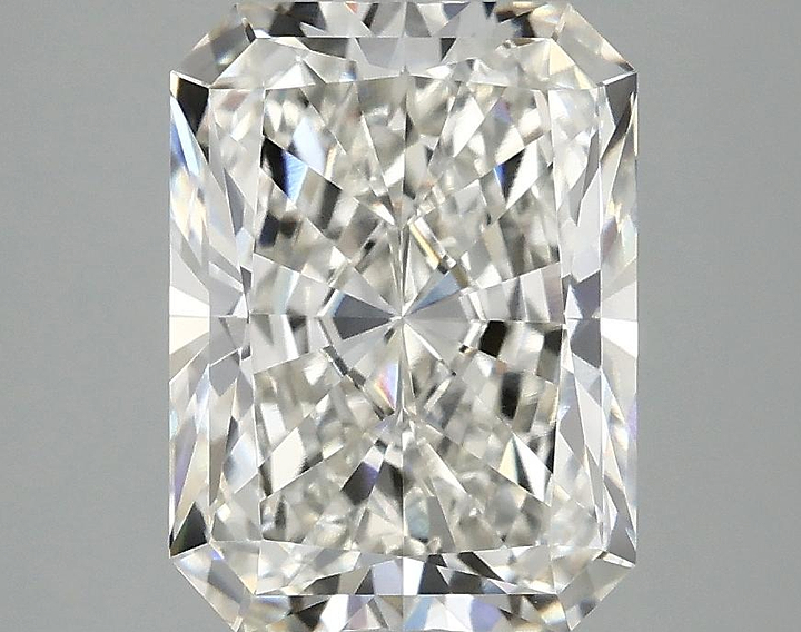 3.08 Carat Radiant Shaped Excellent Cut VVS2 IGI Certified Lab Grown Diamond