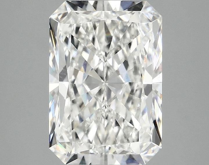 3.05 Carat Radiant Shaped Ideal Cut VVS2 IGI Certified Lab Grown Diamond