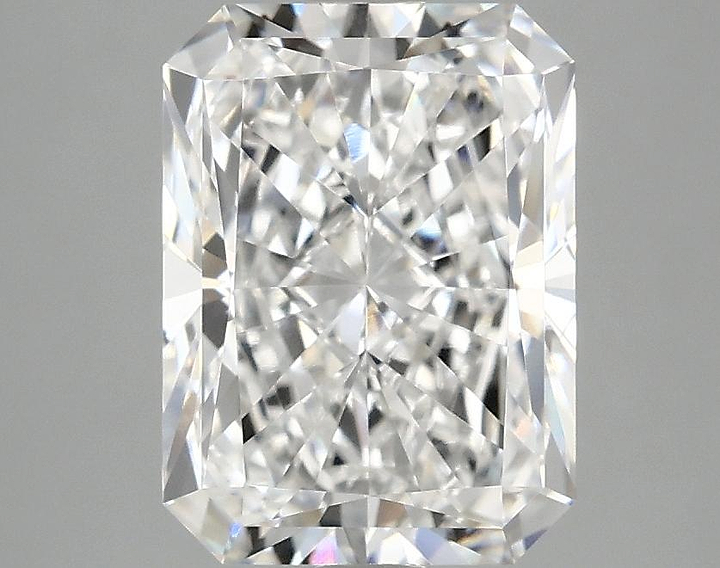 2.96 Carat Radiant Shaped Excellent Cut VVS2 IGI Certified Lab Grown Diamond