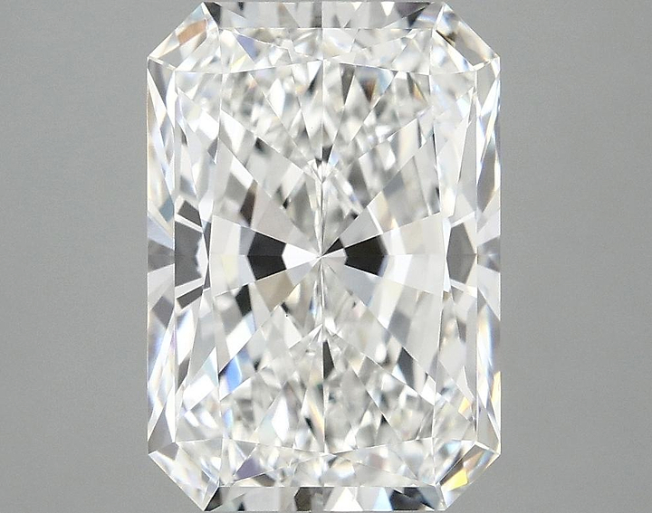 4.05 Carat Radiant Shaped Ideal Cut VVS2 IGI Certified Lab Grown Diamond