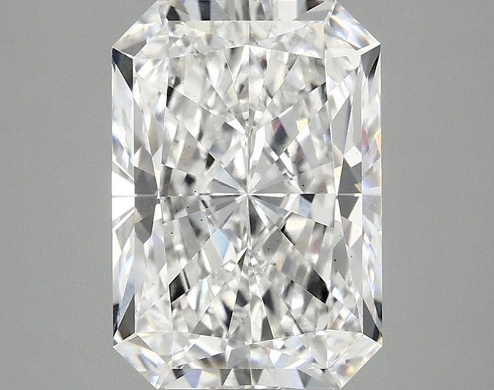 3.46 Carat Radiant Shaped Ideal Cut VS2 IGI Certified Lab Grown Diamond