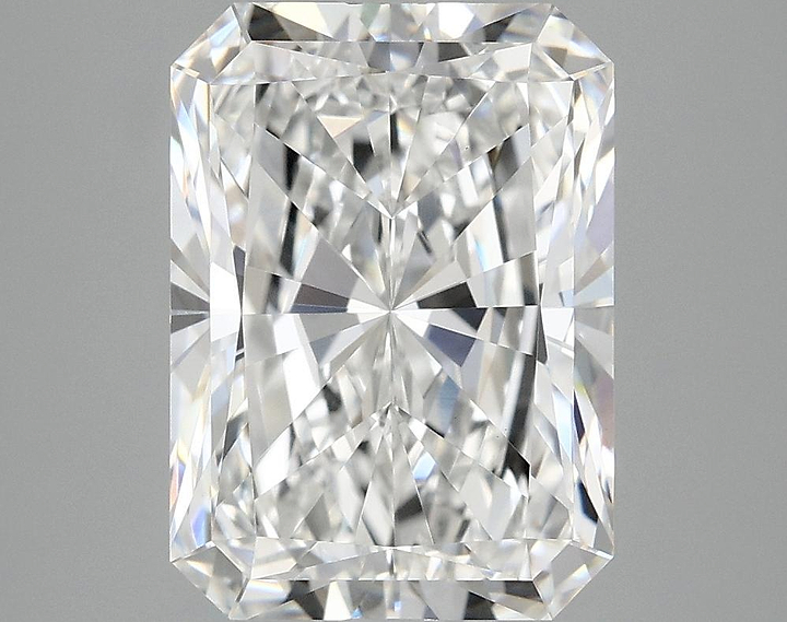 4.09 Carat Radiant Shaped Ideal Cut VVS2 IGI Certified Lab Grown Diamond