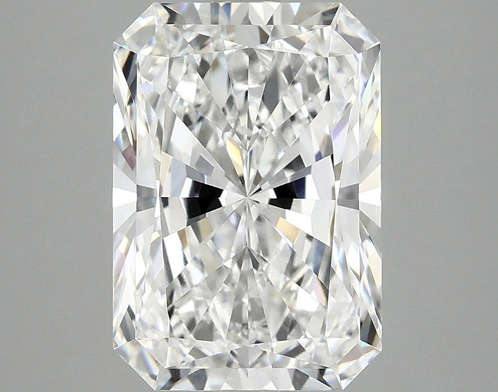 4.08 Carat Radiant Shaped Ideal Cut VVS2 IGI Certified Lab Grown Diamond