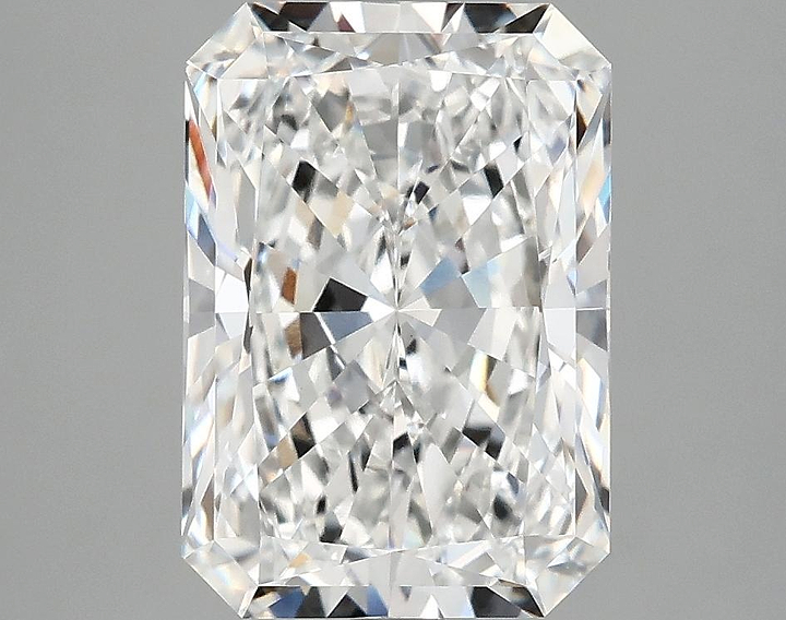 4.01 Carat Radiant Shaped Ideal Cut VVS2 IGI Certified Lab Grown Diamond