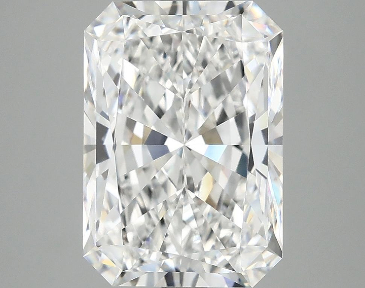 4.1 Carat Radiant Shaped Ideal Cut VVS2 IGI Certified Lab Grown Diamond