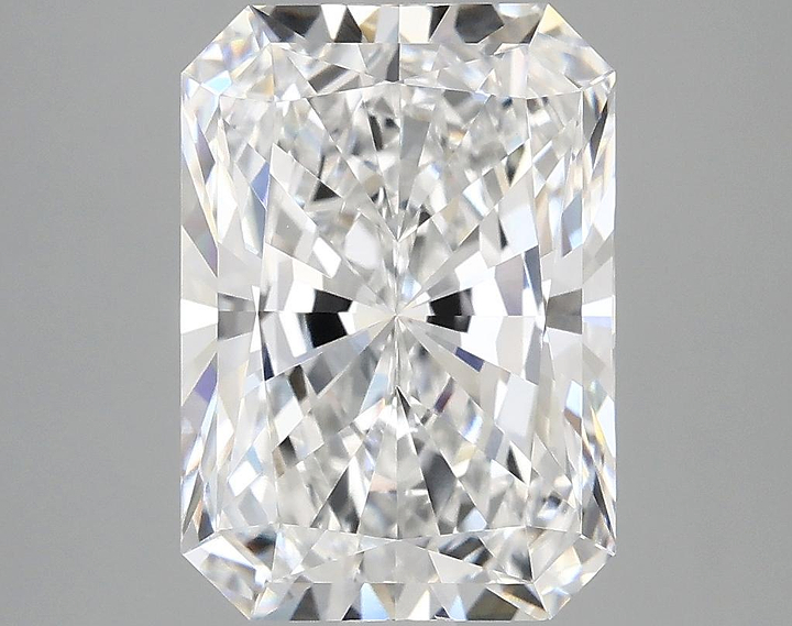 4.17 Carat Radiant Shaped Ideal Cut VVS2 IGI Certified Lab Grown Diamond