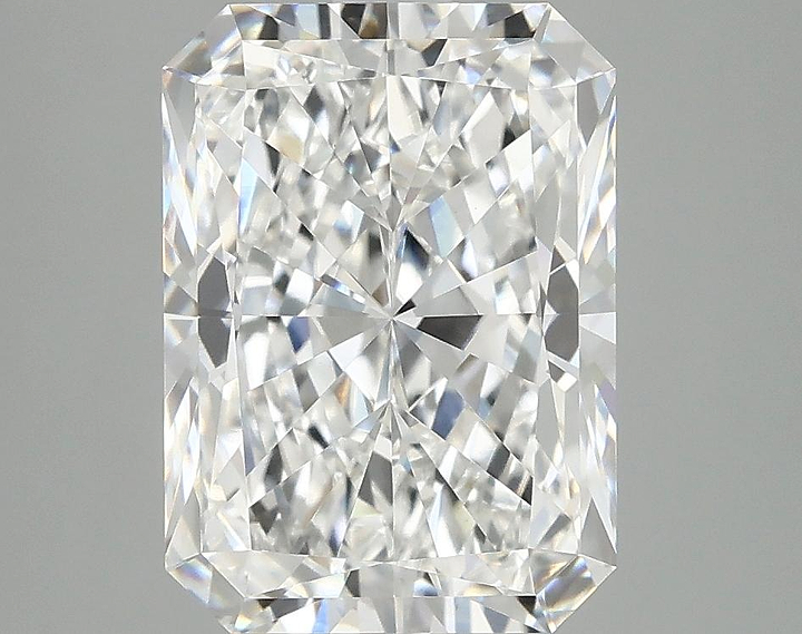 4.02 Carat Radiant Shaped Excellent Cut VVS2 IGI Certified Lab Grown Diamond