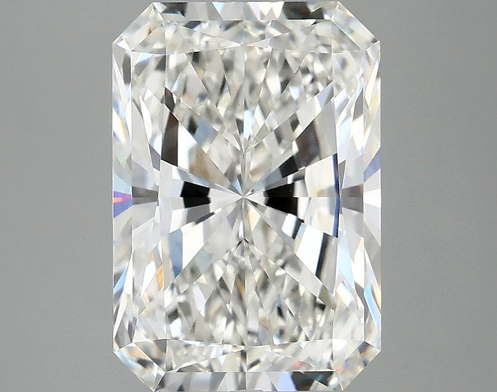 3.93 Carat Radiant Shaped Ideal Cut VVS2 IGI Certified Lab Grown Diamond