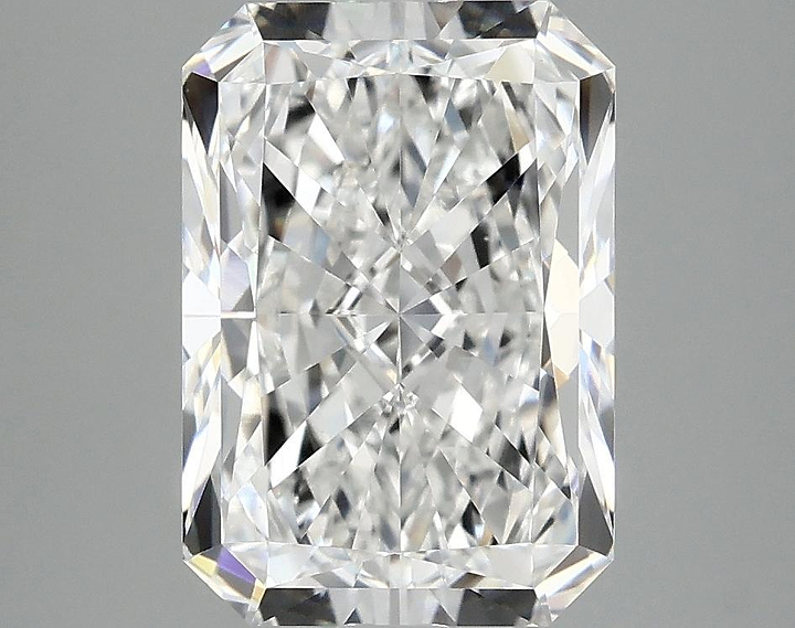 3.86 Carat Radiant Shaped Ideal Cut VVS2 IGI Certified Lab Grown Diamond