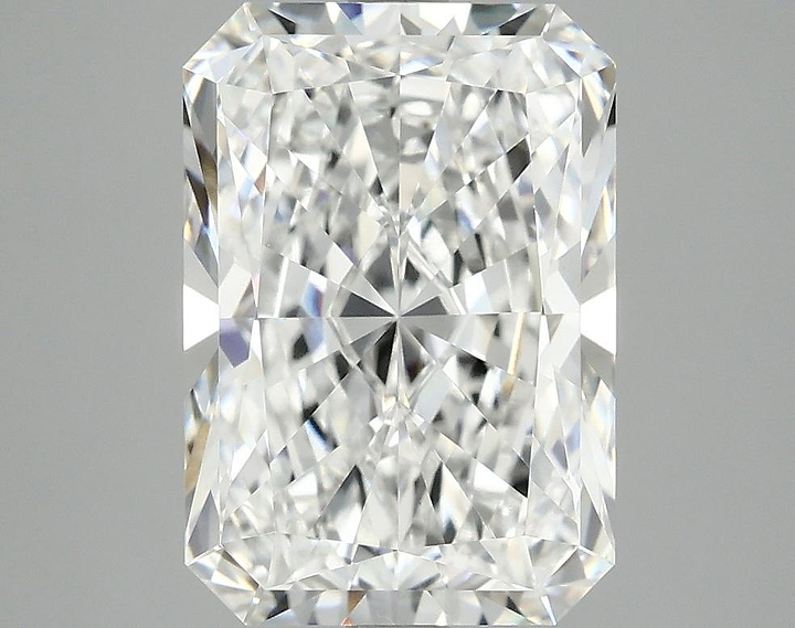 4.07 Carat Radiant Shaped Ideal Cut VVS2 IGI Certified Lab Grown Diamond